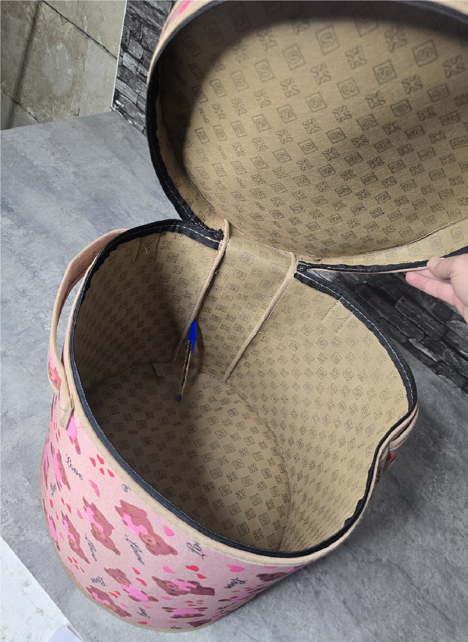 طرح ماشین اسباب بازی
